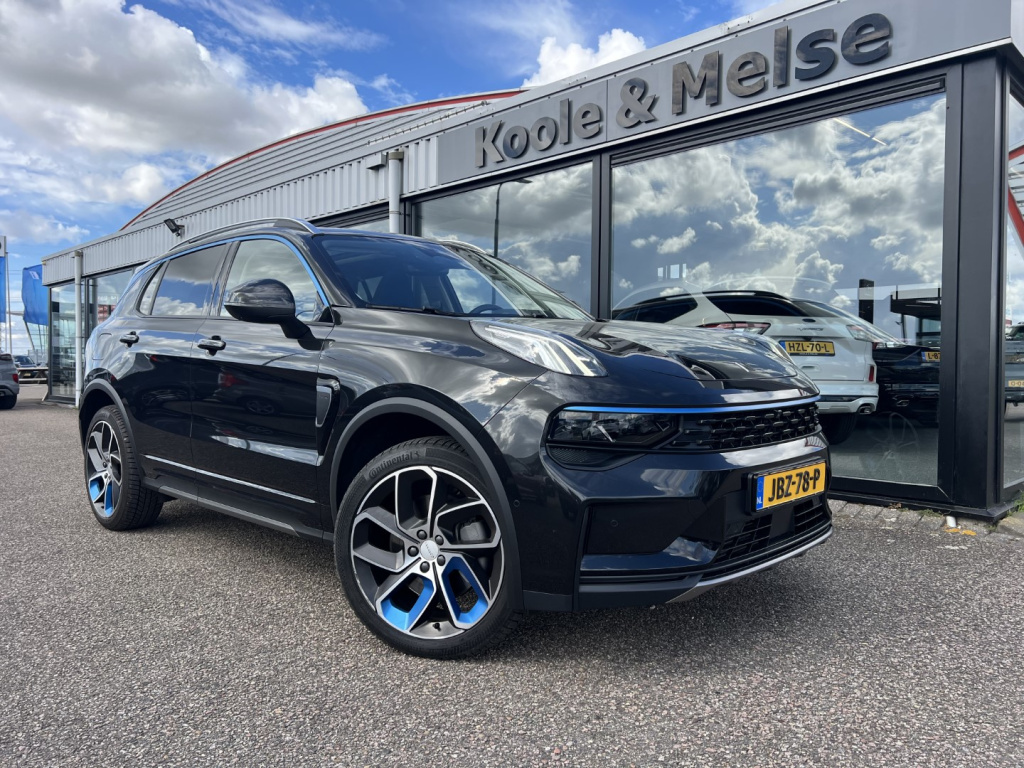 Lynk & Co 01