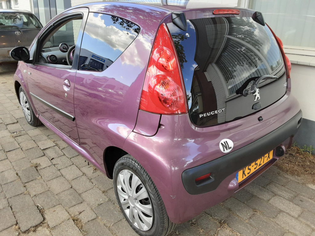 Peugeot 107