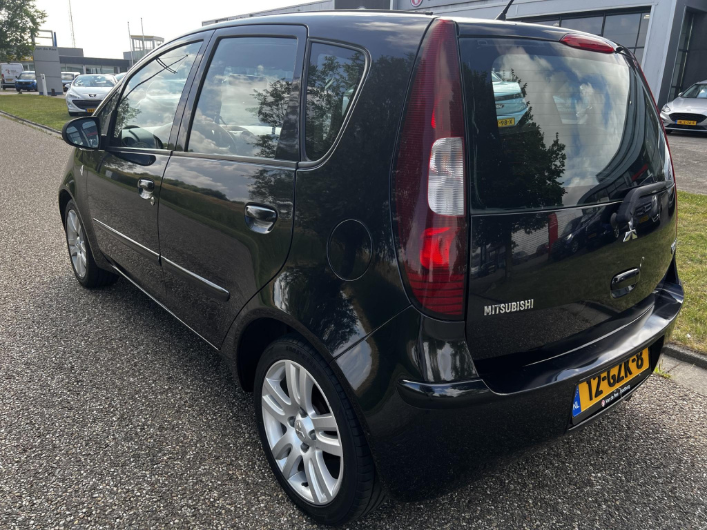 Mitsubishi Colt