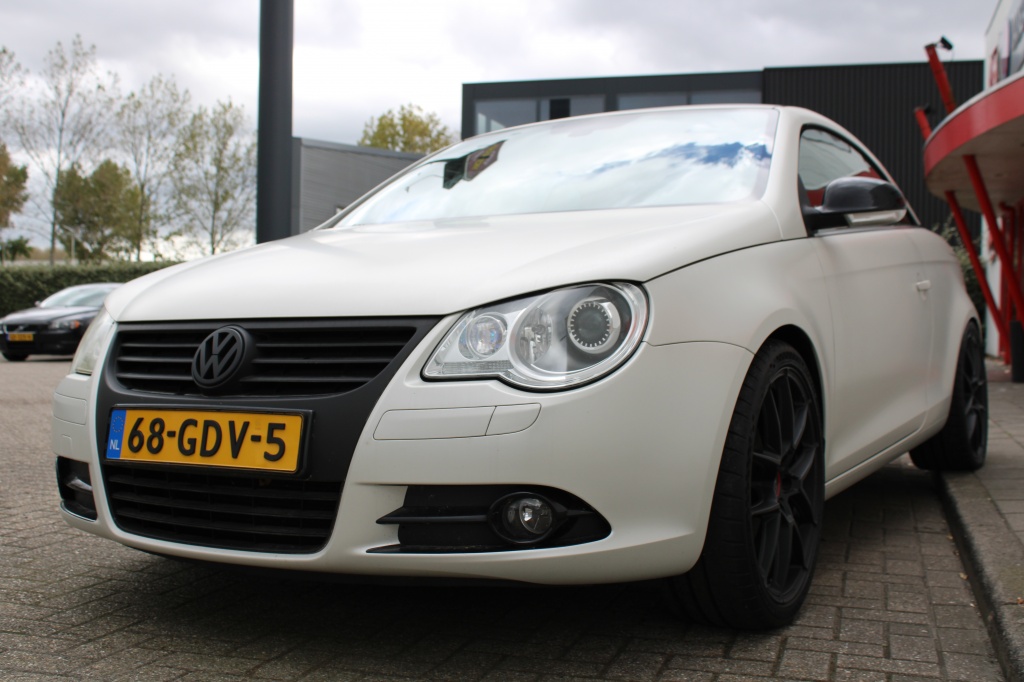 Volkswagen Eos