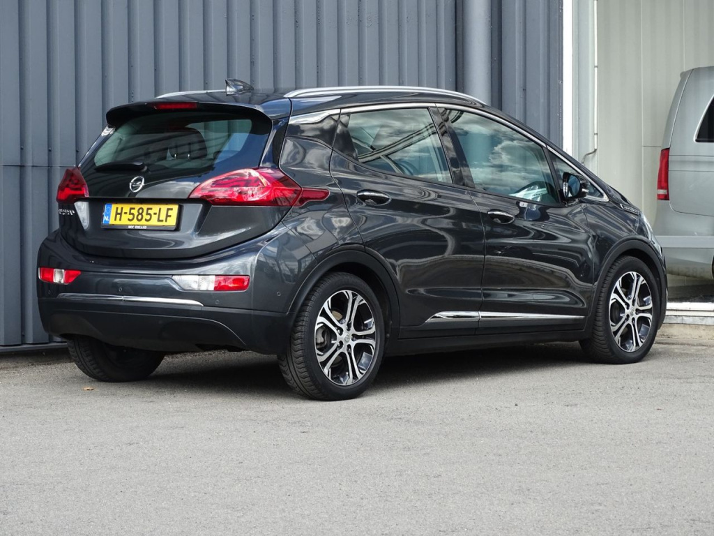 Opel Ampera-e