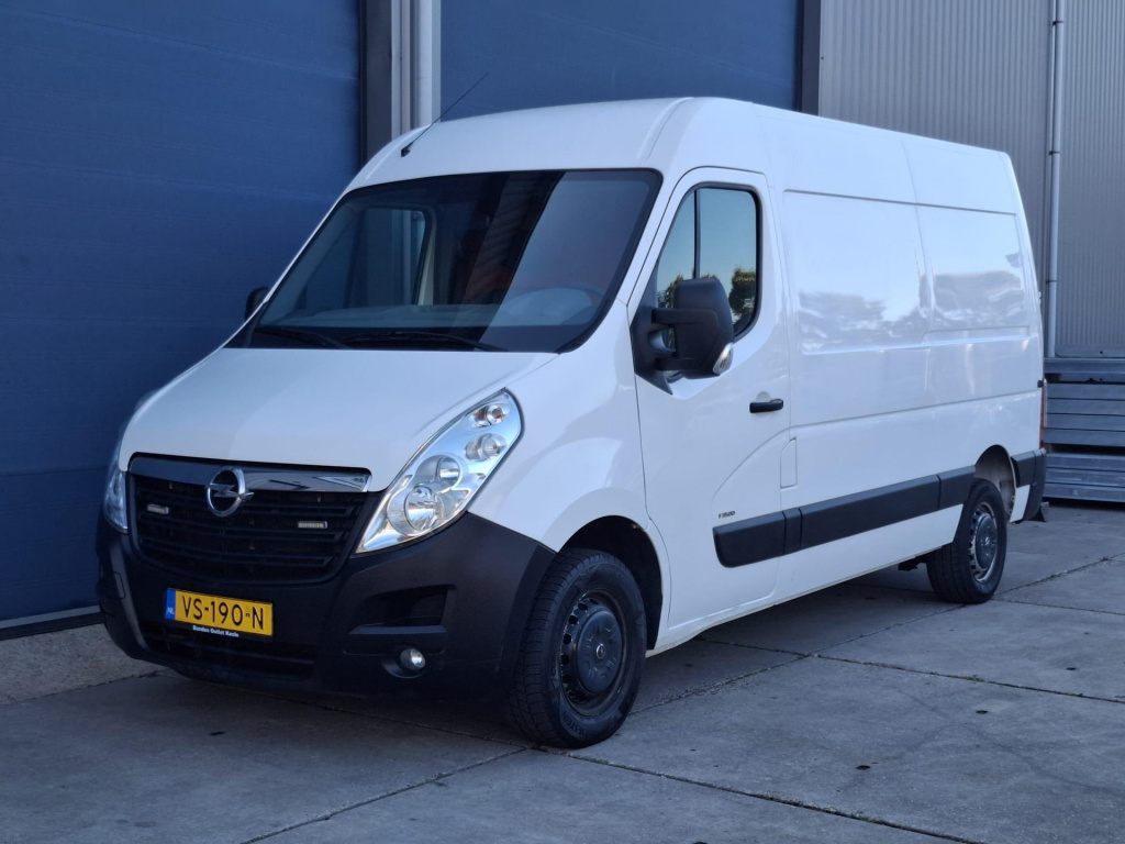 Opel Movano