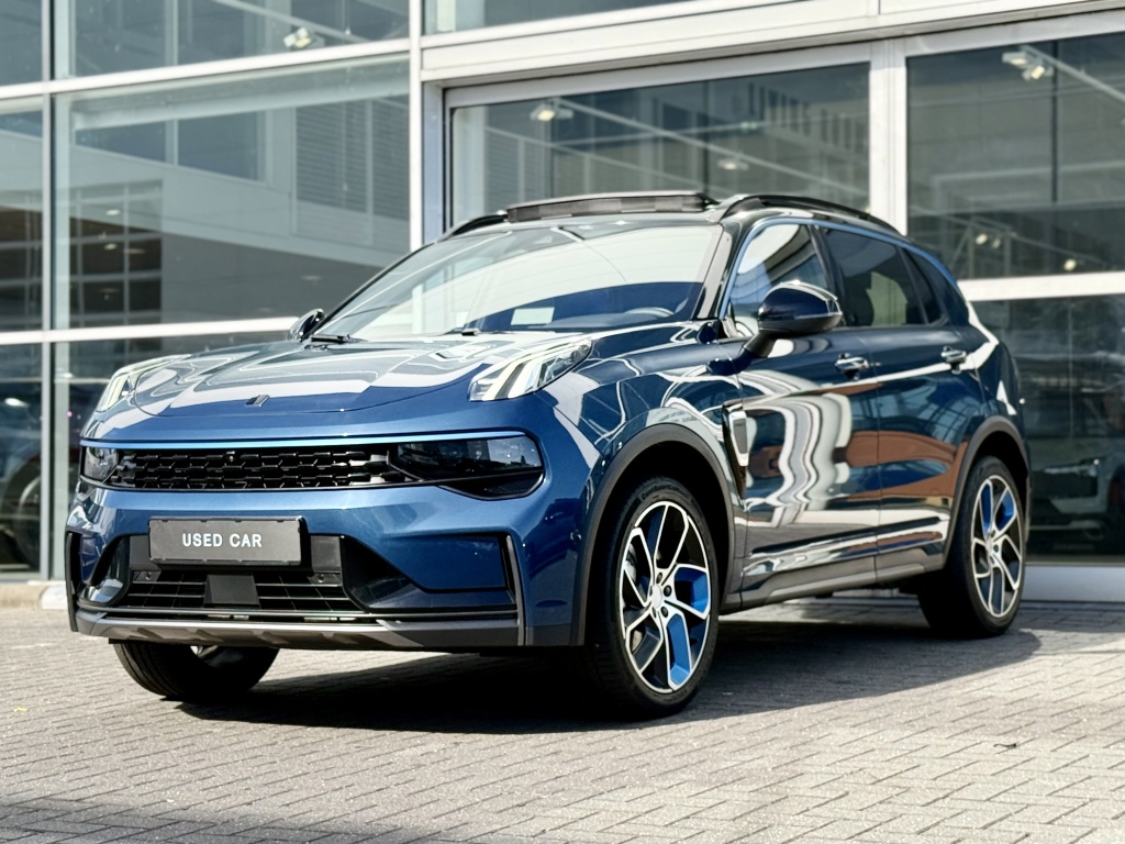 Lynk & Co 01