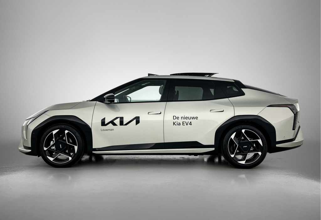 Kia Ev4