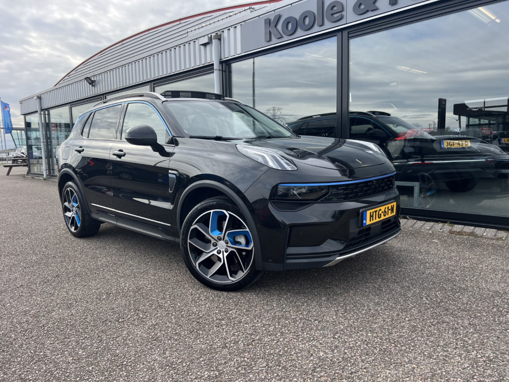 Lynk & Co 01