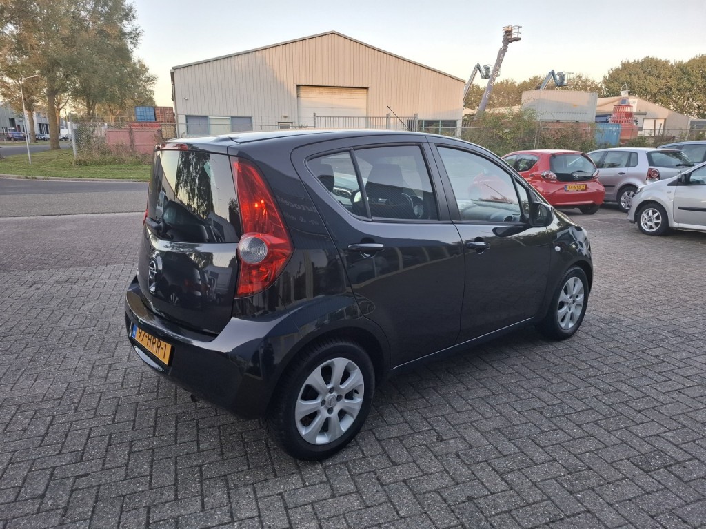 Opel Agila