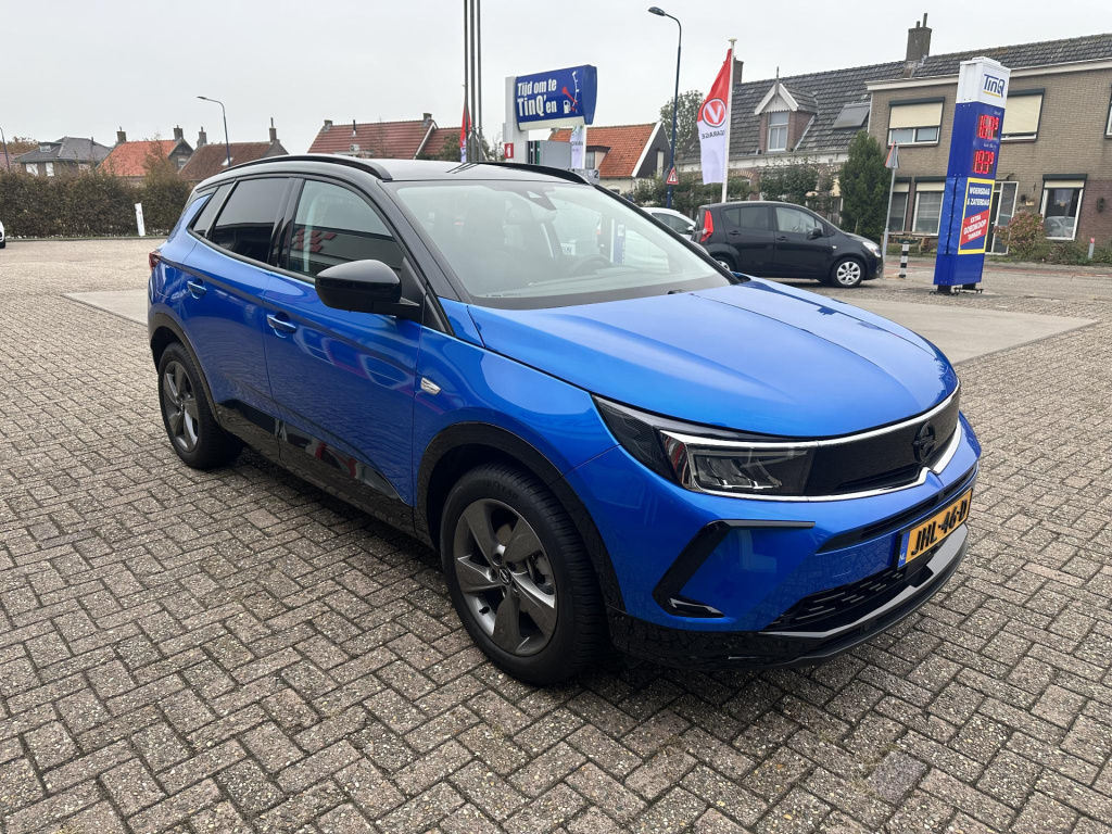Opel Grandland