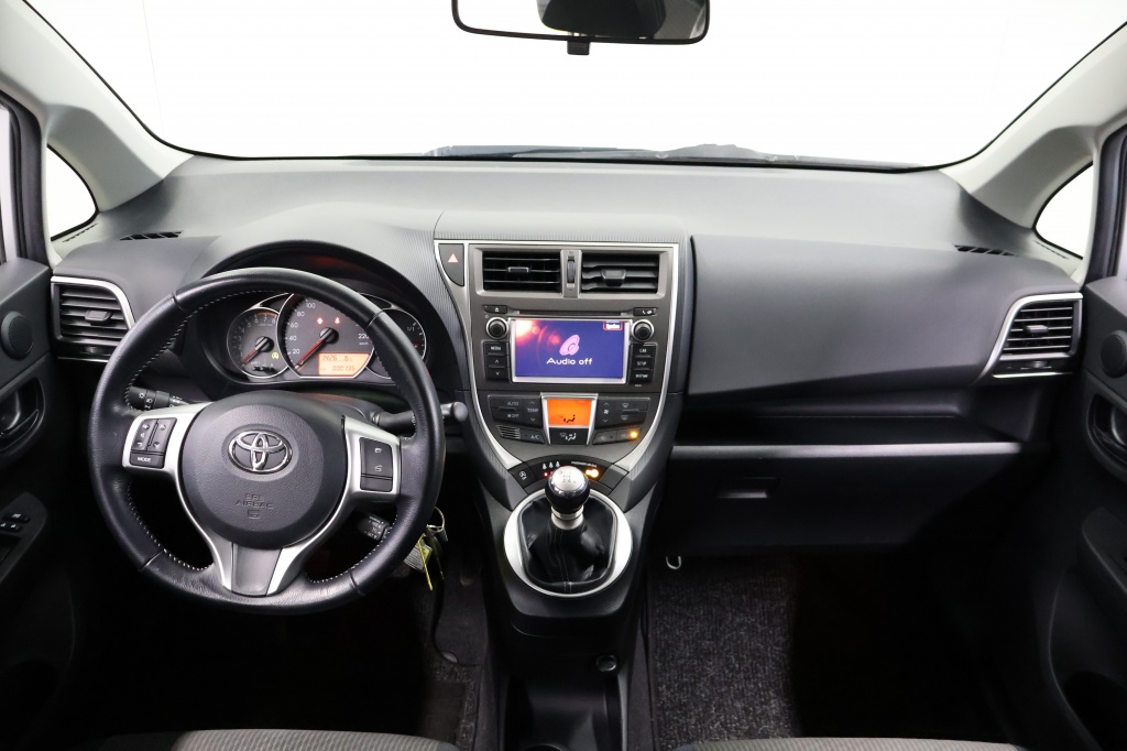 Toyota Verso-s