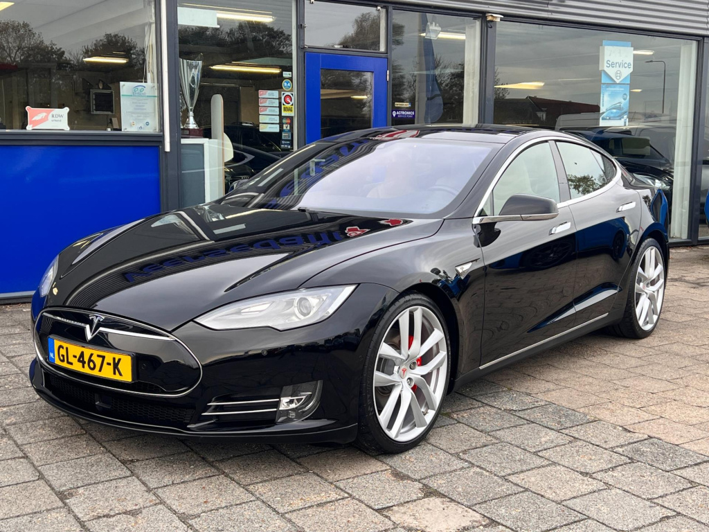 Tesla Model S