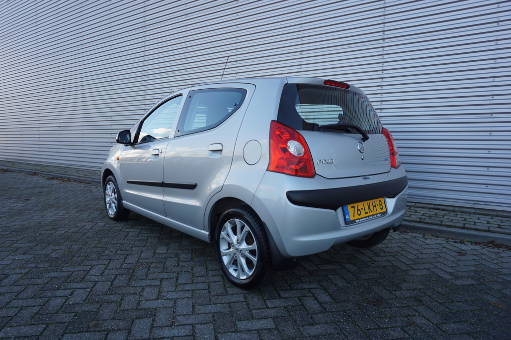 Nissan Pixo