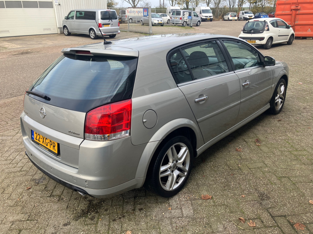 Opel Signum