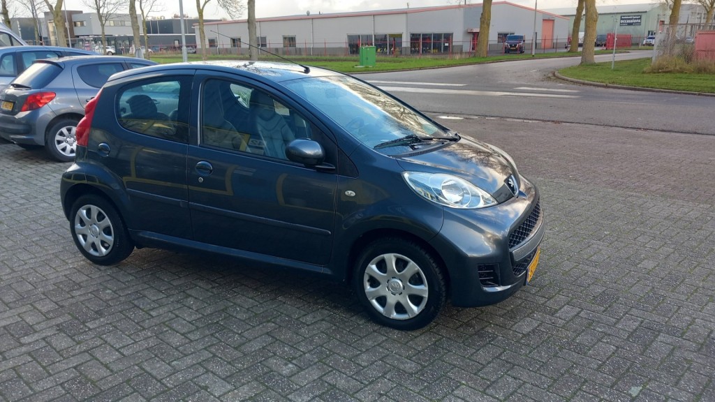 Peugeot 107