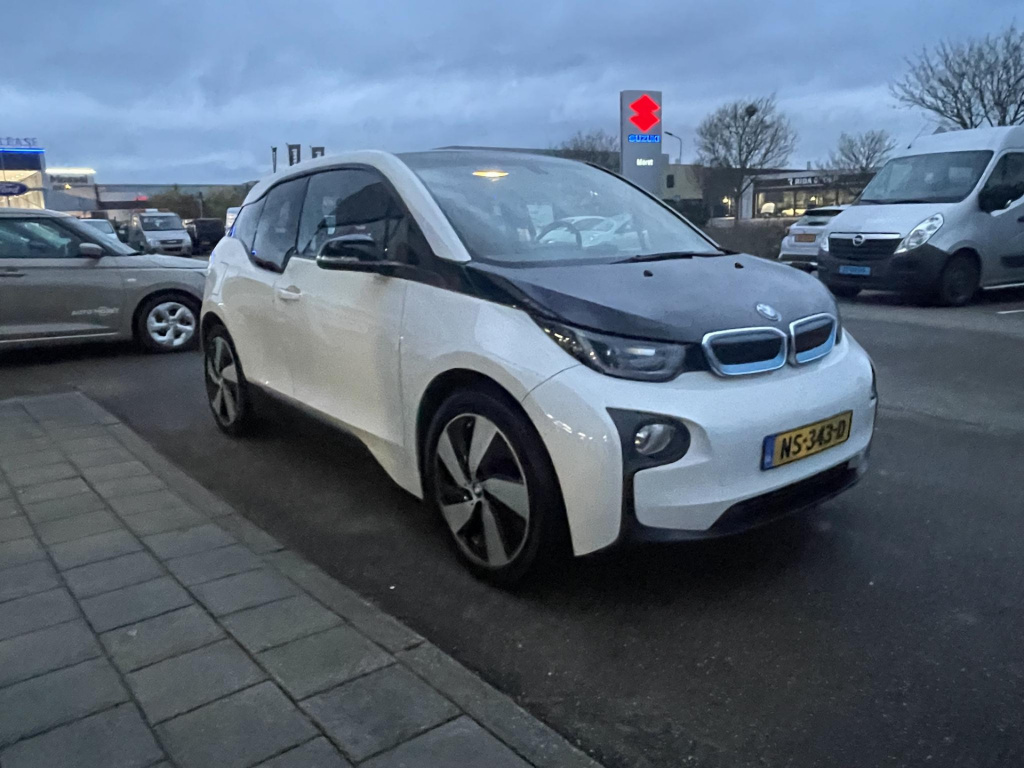 BMW I3