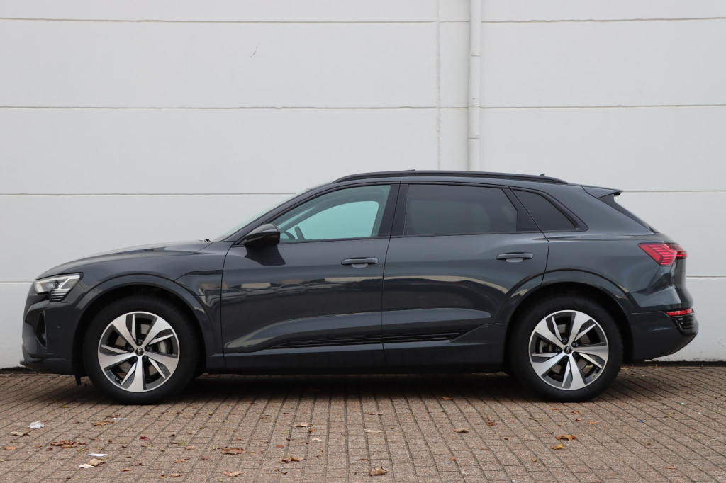 Audi Q8 E-tron