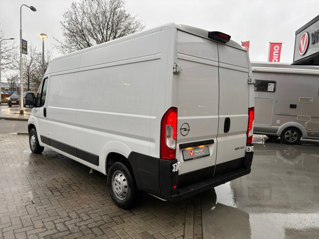 Opel Movano