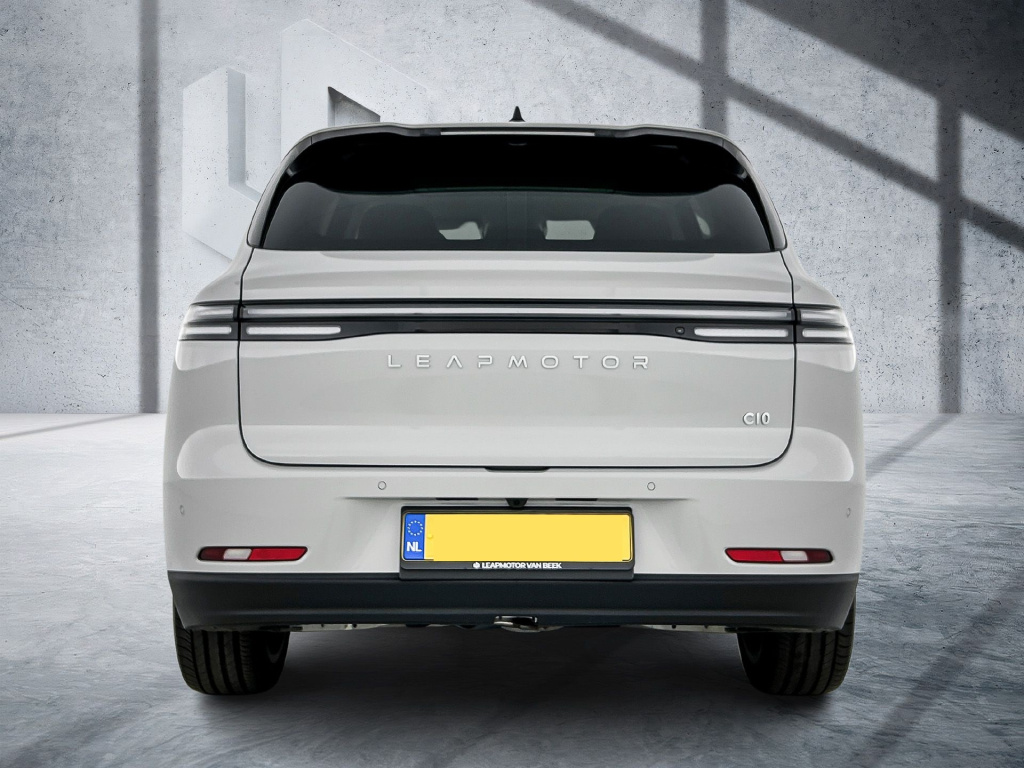 Leapmotor C10