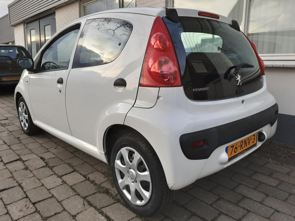 Peugeot 107