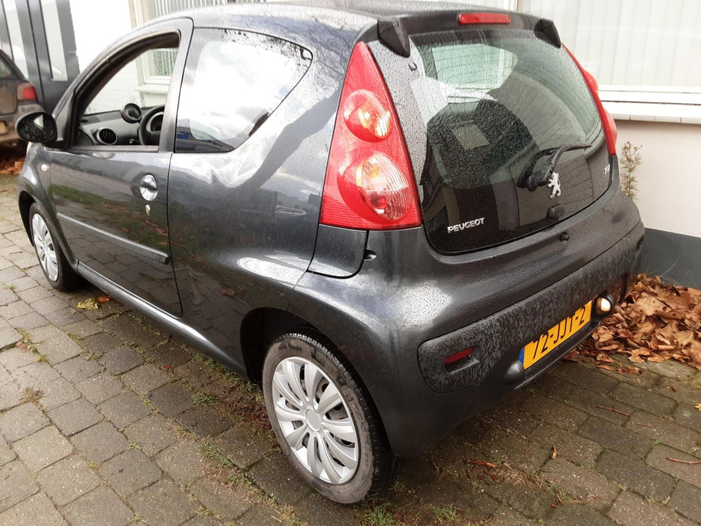 Peugeot 107