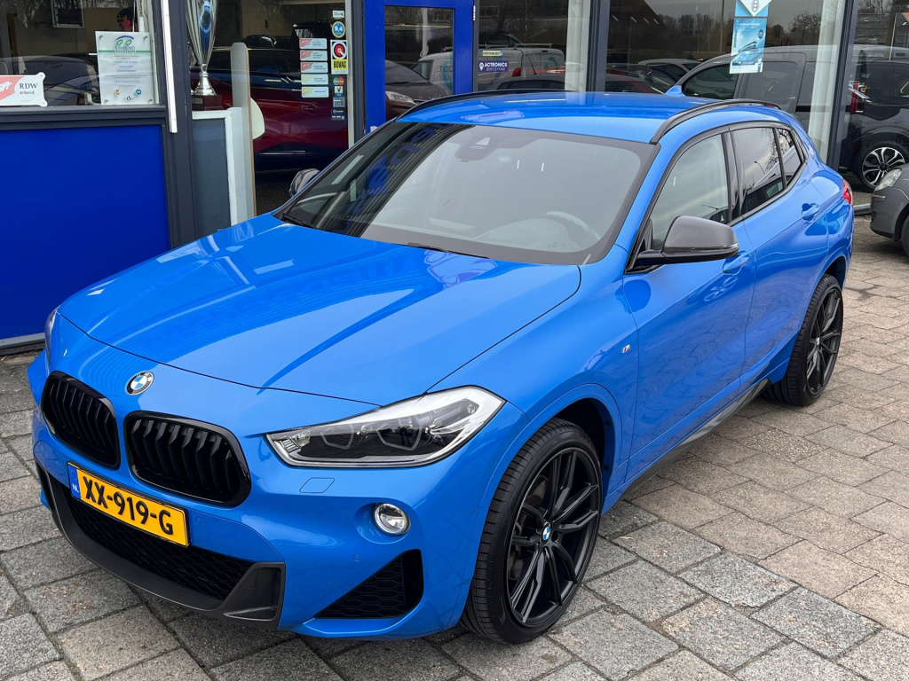 BMW X2