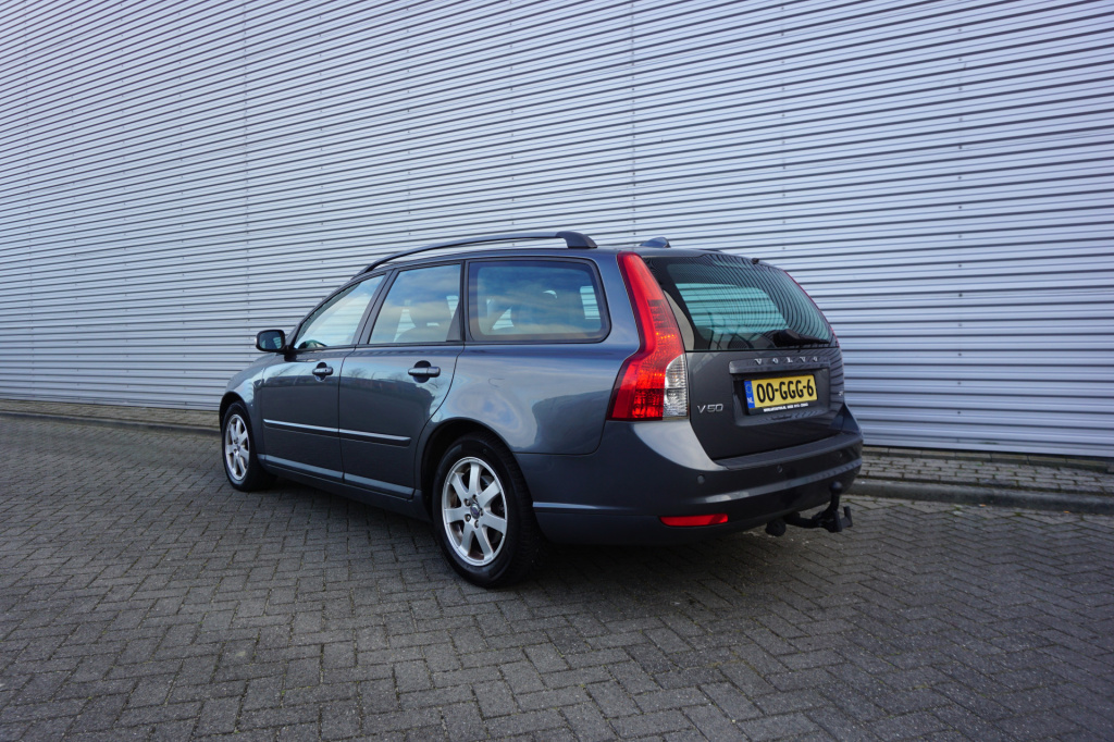 Volvo V50