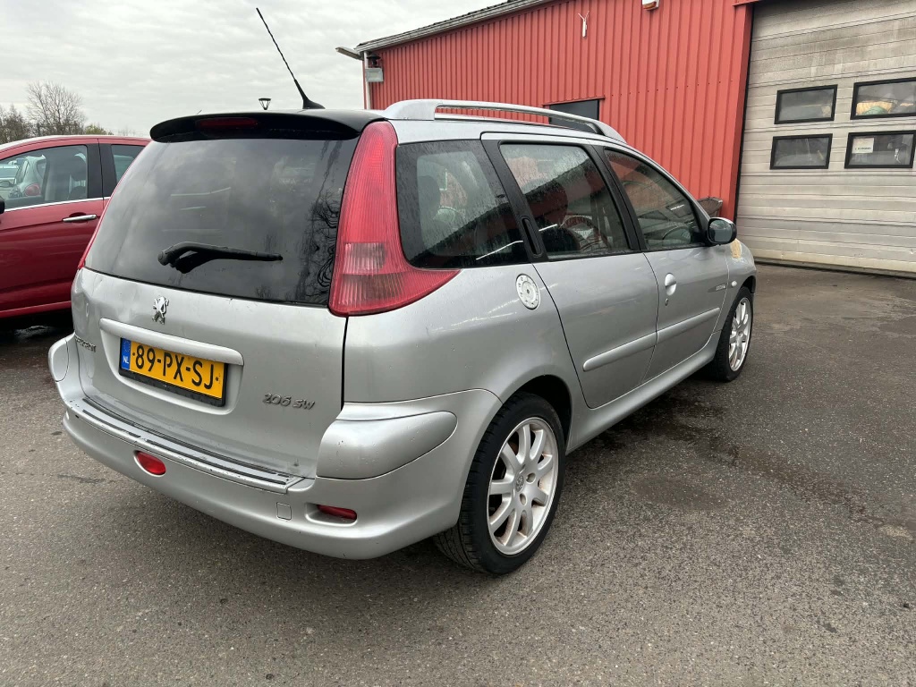Peugeot 206