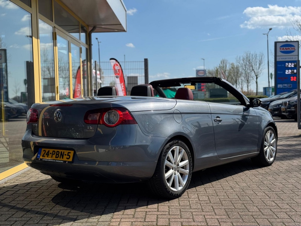 Volkswagen Eos