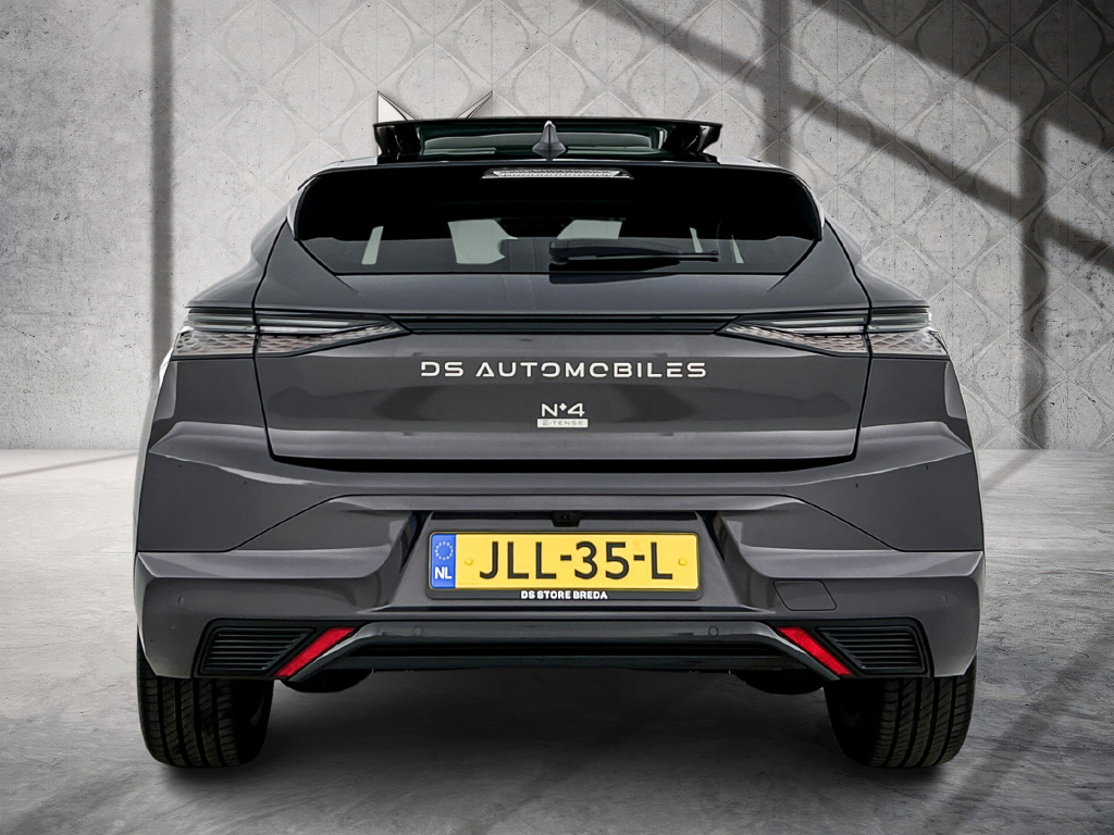 Ds Ds 4