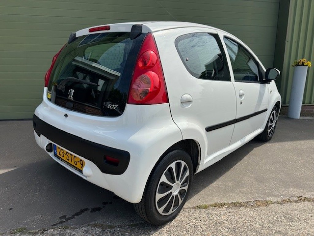Peugeot 107