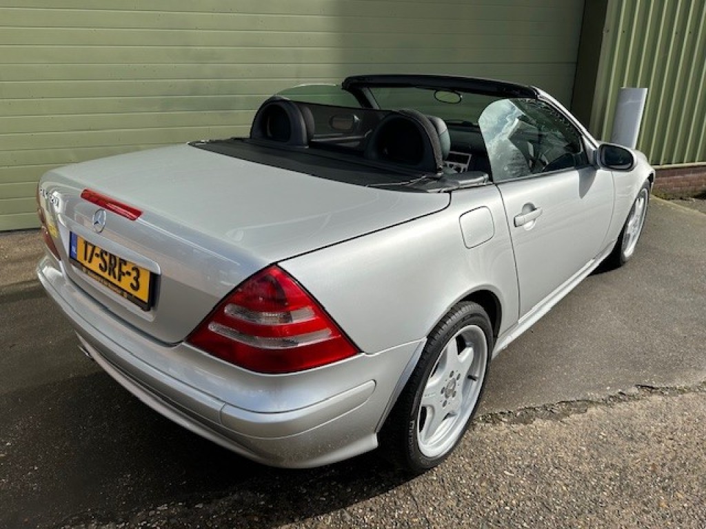 Mercedes-Benz SLK