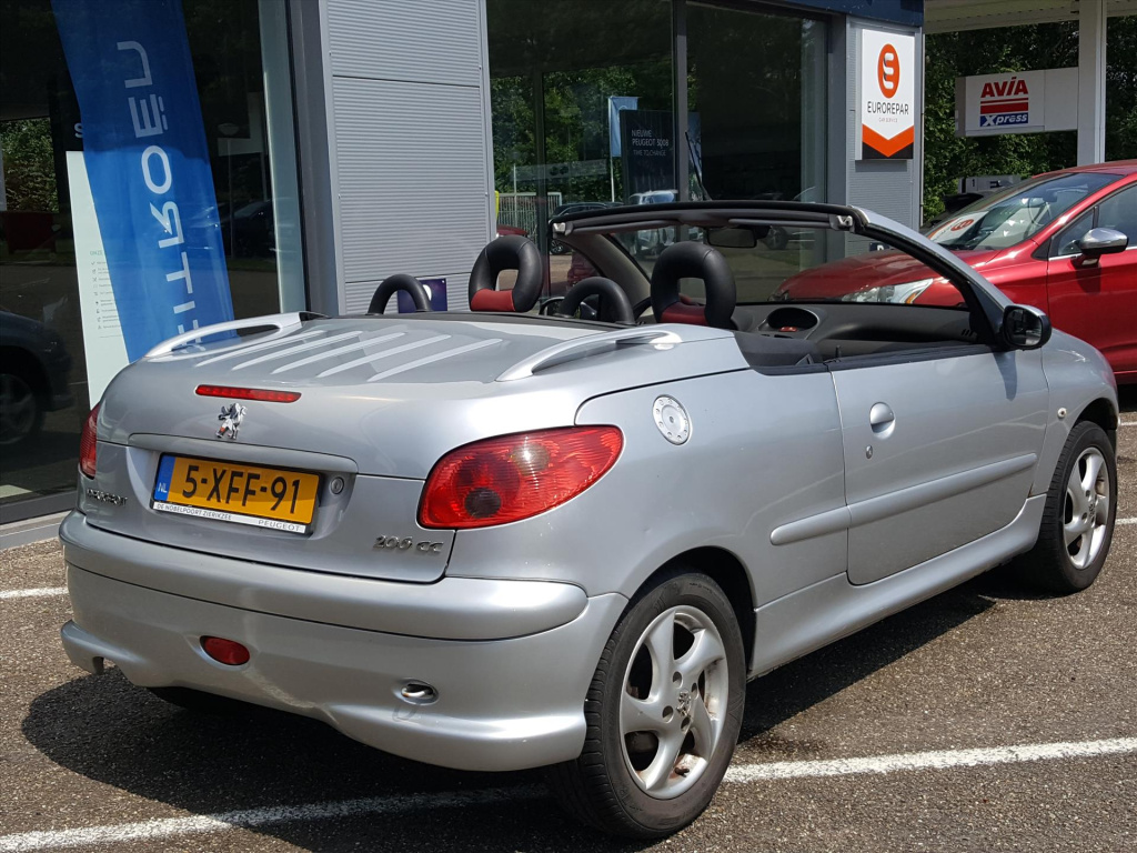 Peugeot 206