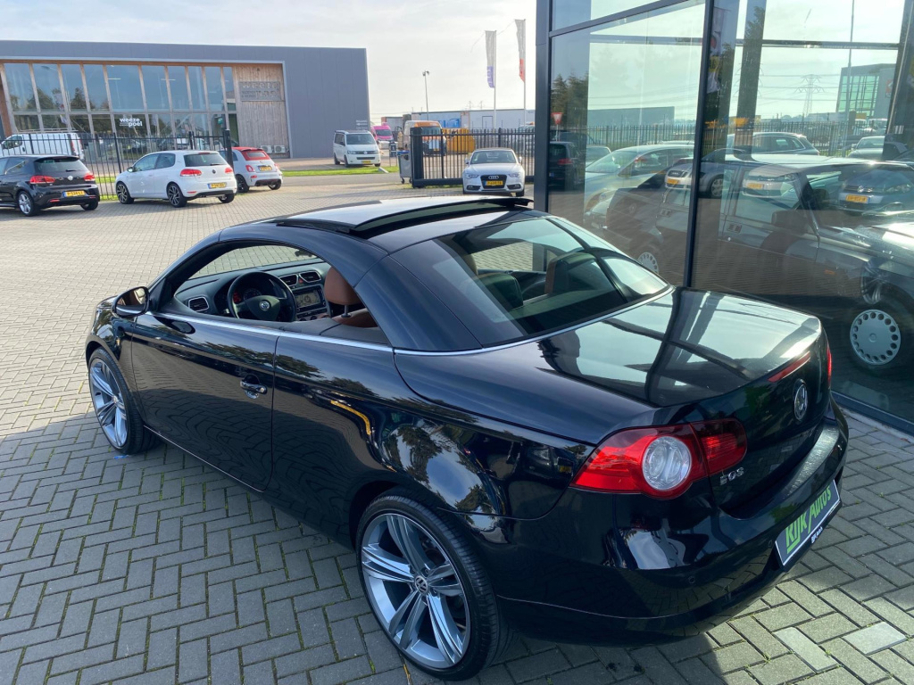 Volkswagen Eos