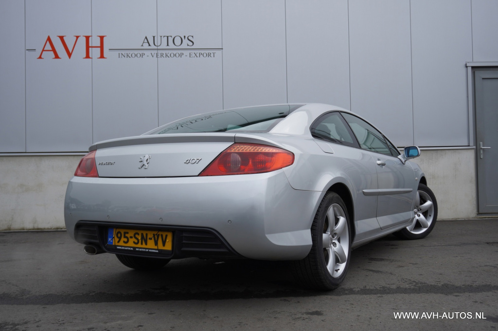 Peugeot 407