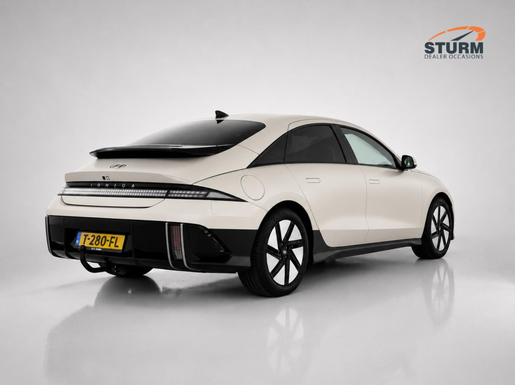 Hyundai Ioniq 6