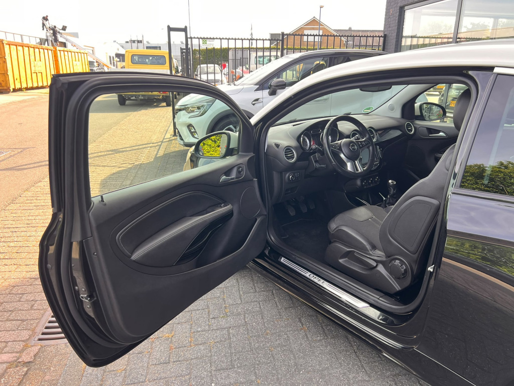 Opel Adam