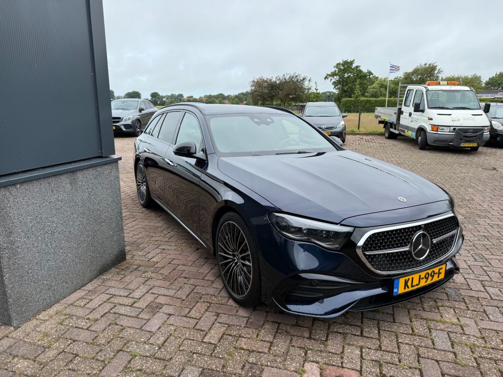 Mercedes-Benz 300