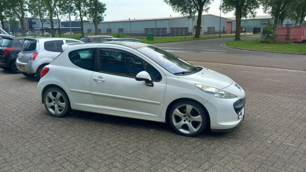 Peugeot 207