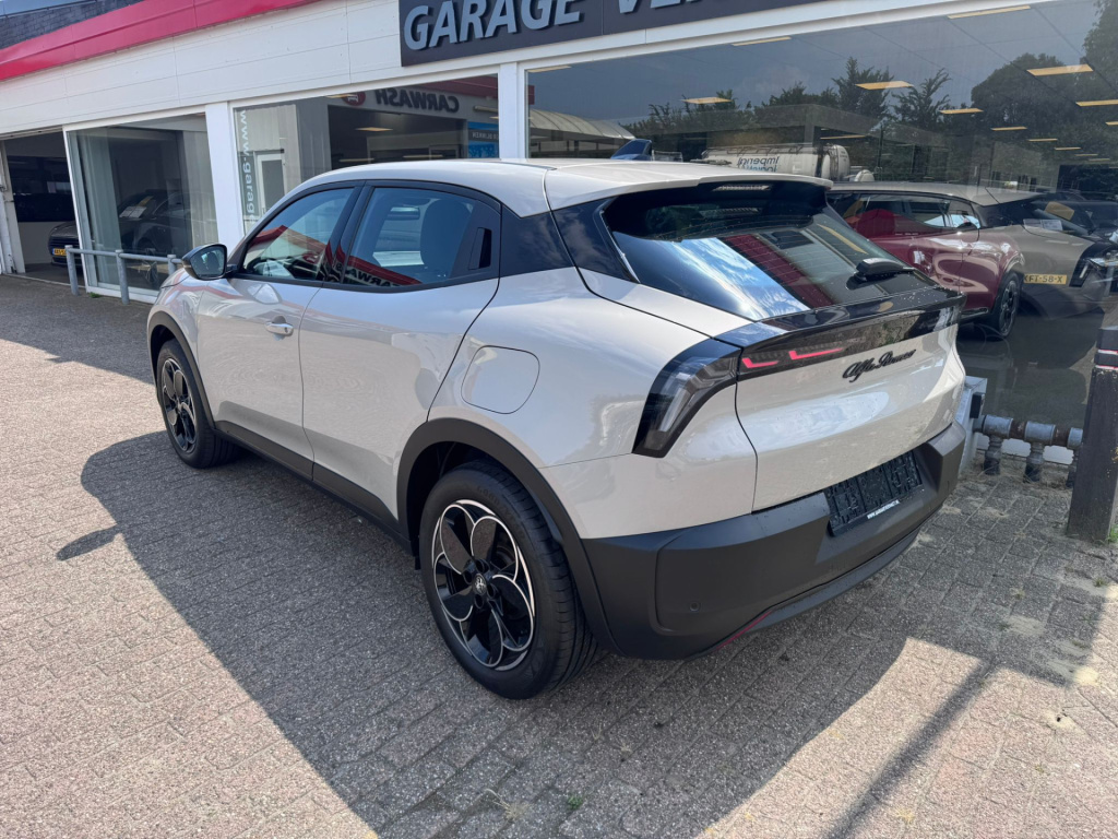 Alfa Romeo Junior