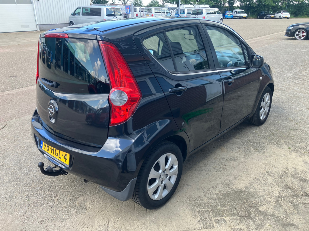Opel Agila