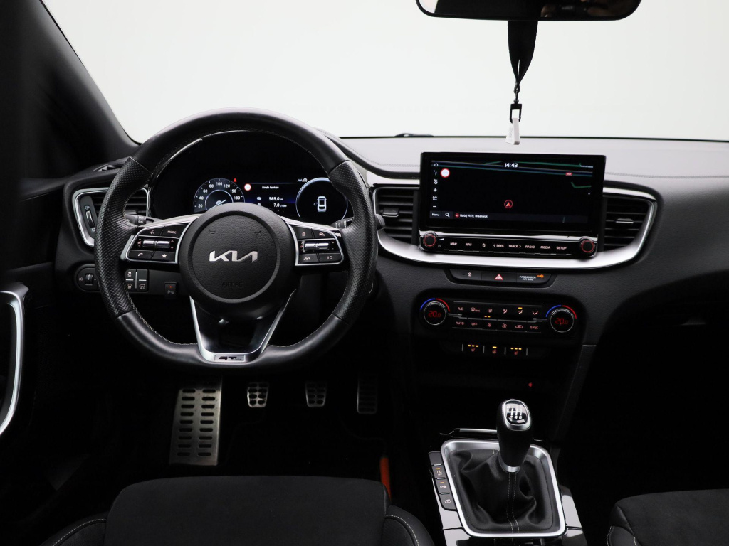 Kia Proceed
