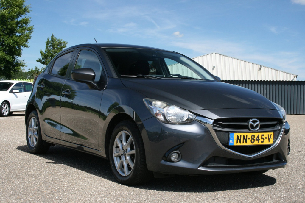 Mazda 2