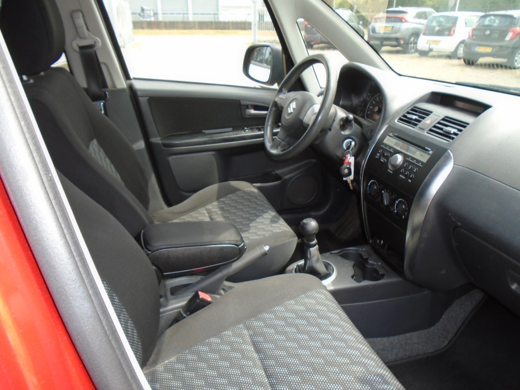 Suzuki Sx4