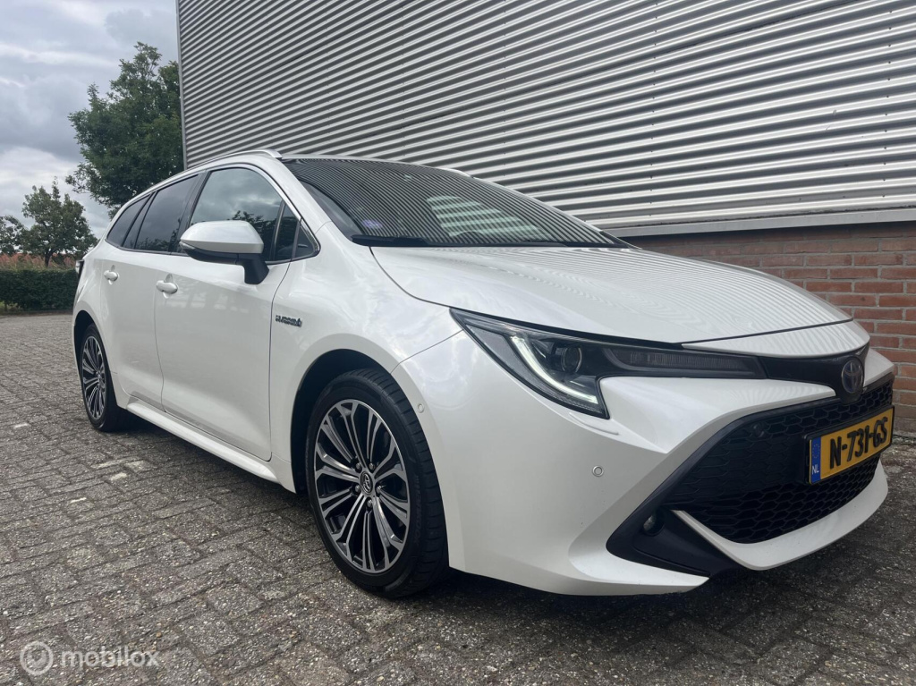 Toyota Corolla Touring Sports