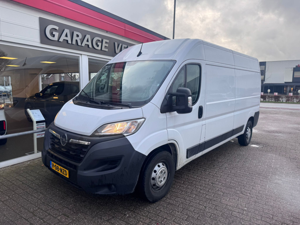 Opel Movano