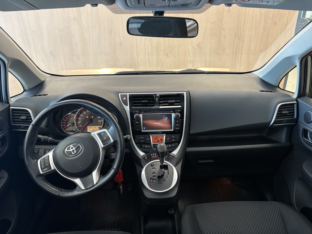 Toyota Verso-s