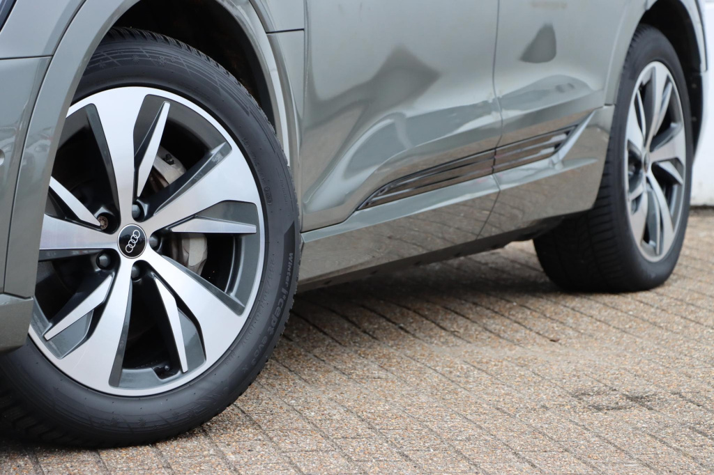 Audi Q8 E-tron