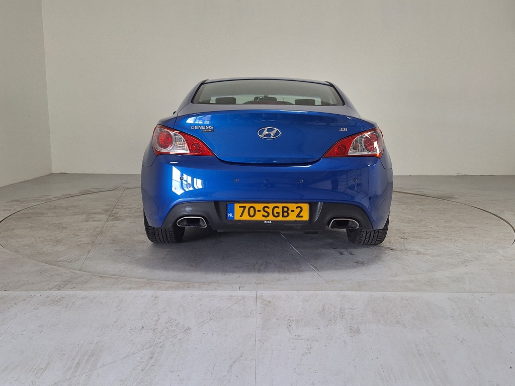 Hyundai Genesis Coupé