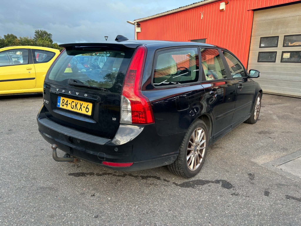 Volvo V50