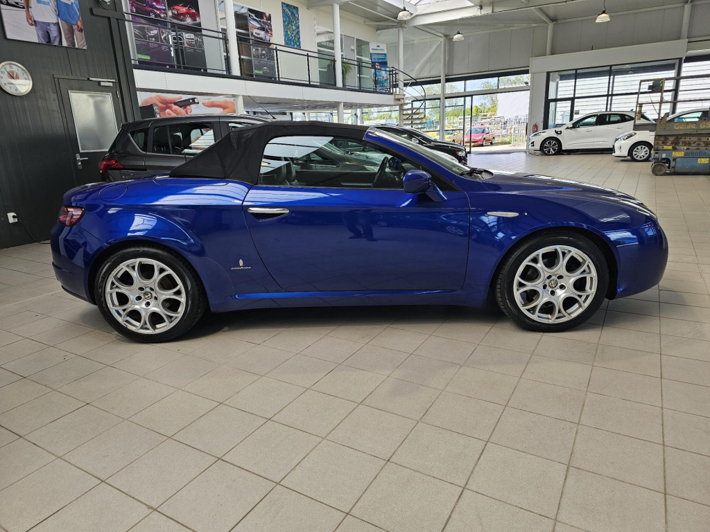 Alfa Romeo Spider