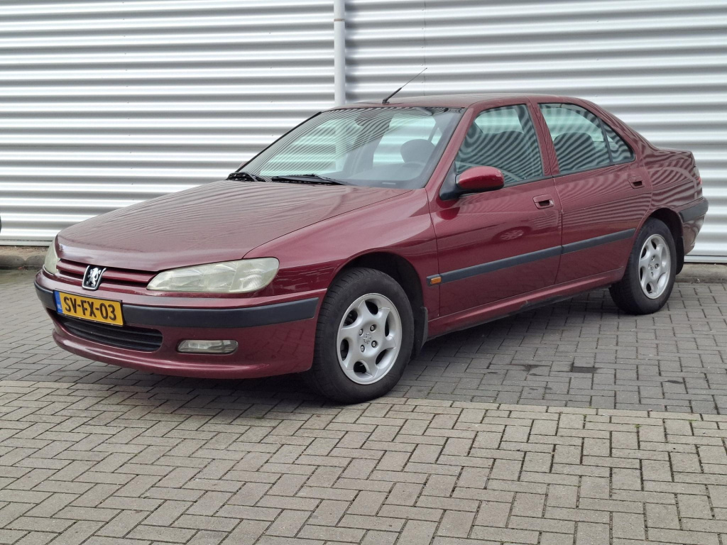 Peugeot 406