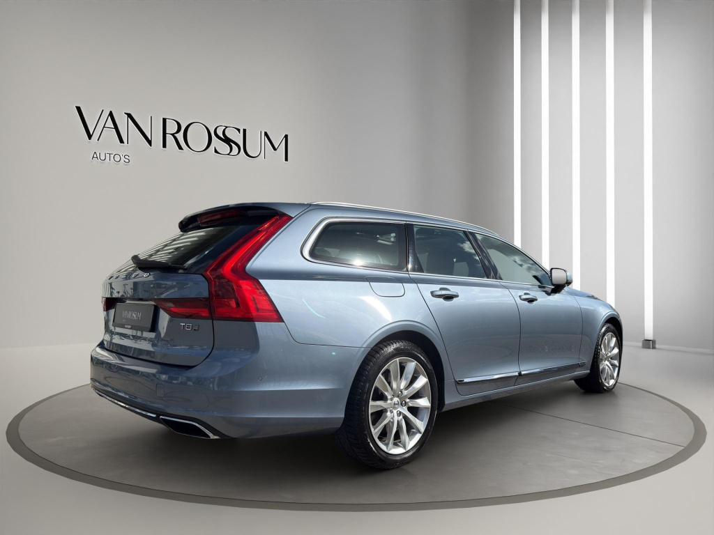 Volvo V90